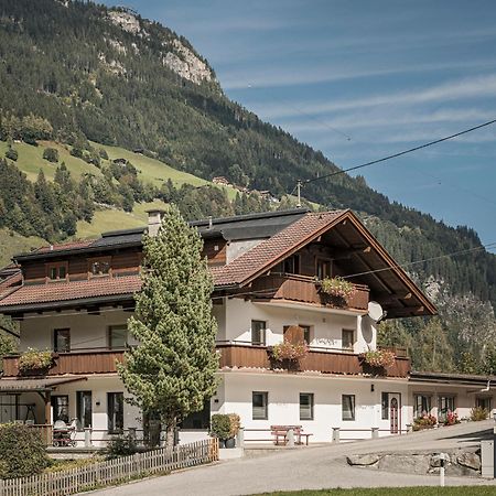 Apartmán Haus Gruenberg Finkenberg Exteriér fotografie
